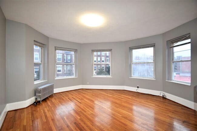 property at 18 Glenville Ave