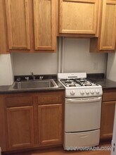 1334 Commonwealth Ave, Unit 4 in Boston, MA - Building Photo - Building Photo