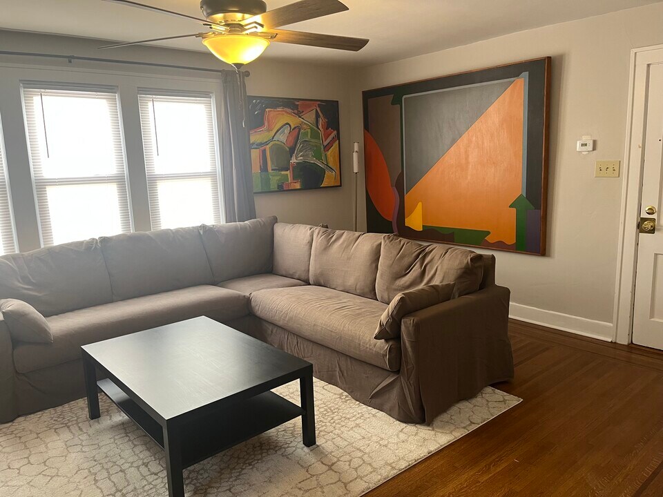 1621 Norris Pl, Unit Apt. 2 in Louisville, KY - Foto de edificio