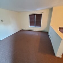 16 Morris St in Danbury, CT - Foto de edificio - Building Photo