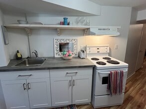 31 Bruce Av in Westmount, QC - Building Photo - Building Photo