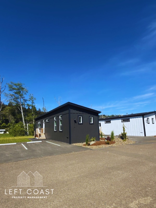 2371 Salmon River Hwy in Otis, OR - Building Photo - Building Photo