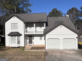 515 Lake Joyce Ln in Fairburn, GA - Building Photo