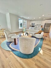 26 Union St in Natick, MA - Building Photo - Building Photo