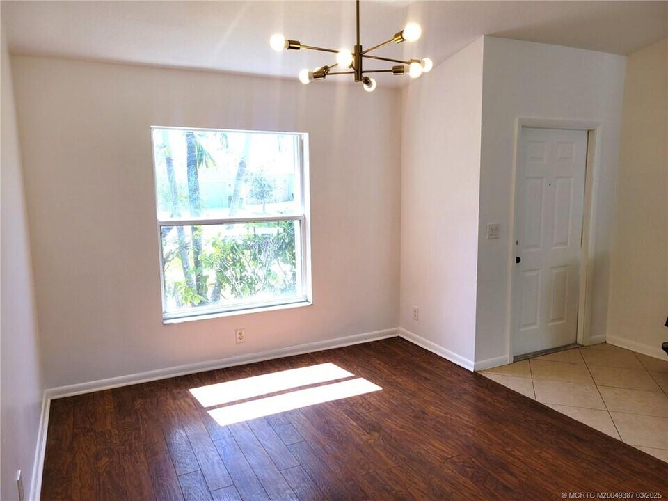 1841 SW Starman Ave in Port St. Lucie, FL - Building Photo
