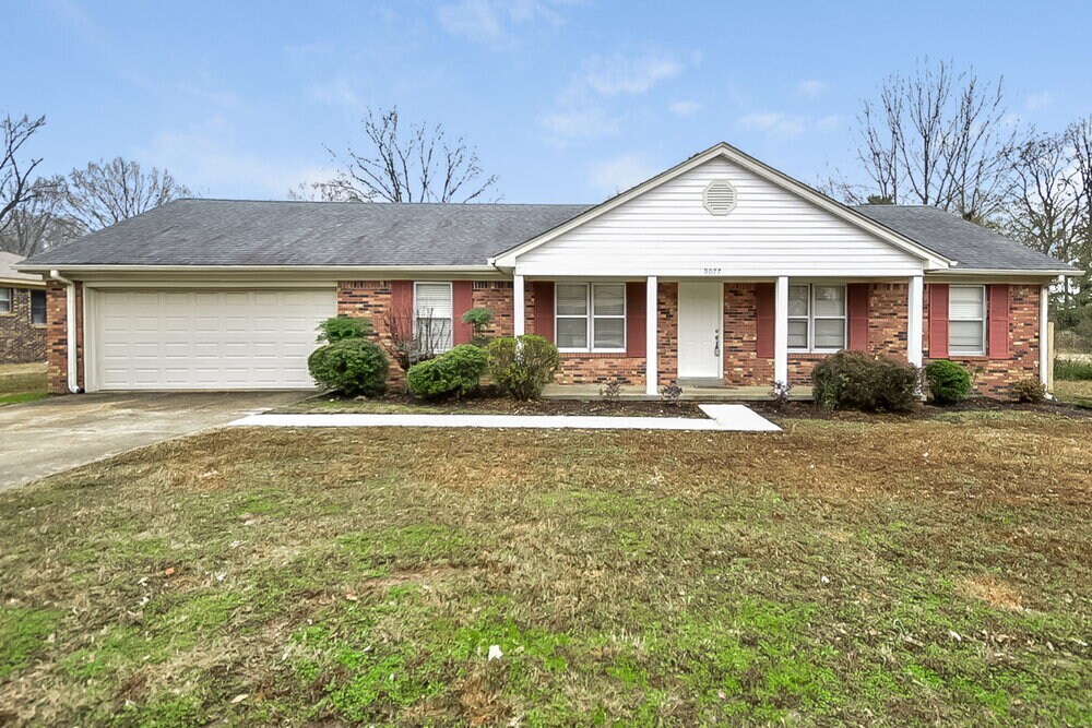 9077 Neil Ave in Olive Branch, MS - Building Photo