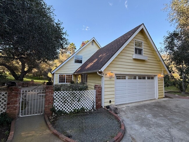 property at 849 Oak Ln