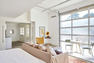 2317 N Rampart St in New Orleans, LA - Building Photo - Building Photo