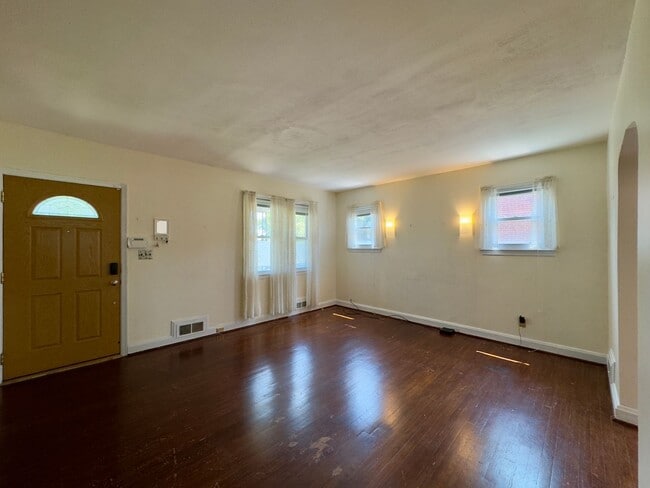 3609 Woodlea Ave in Baltimore, MD - Foto de edificio - Building Photo