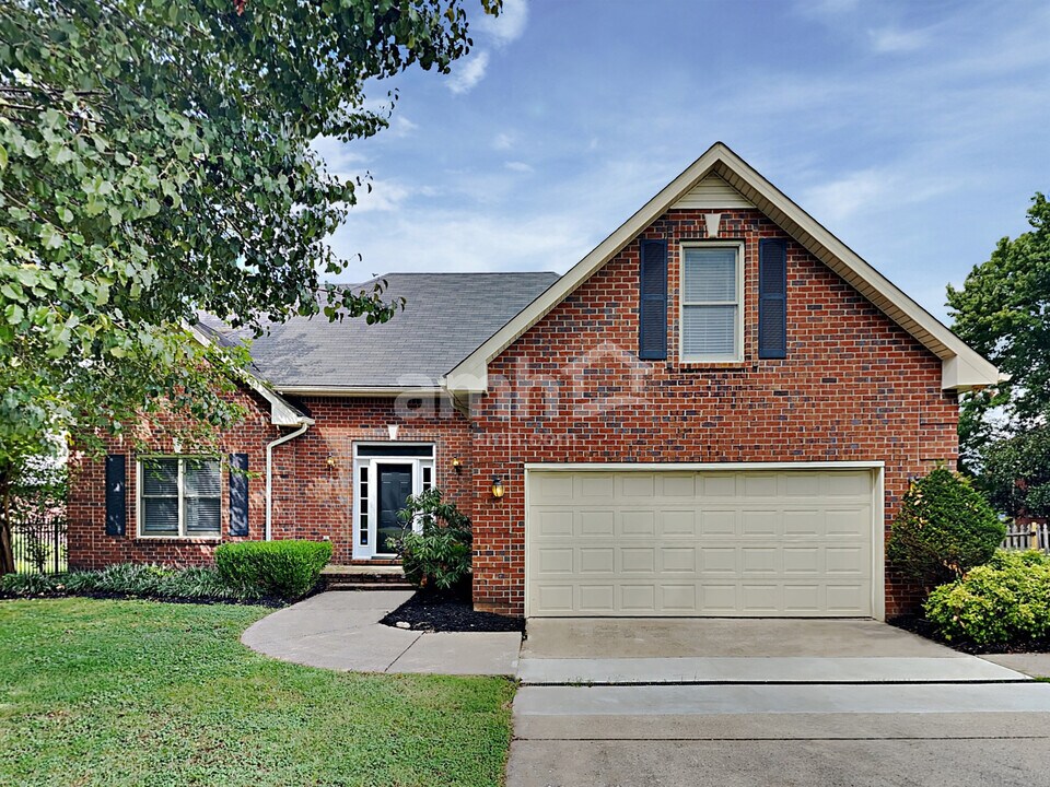 2710 Soaring Eagle Ct in Murfreesboro, TN - Building Photo
