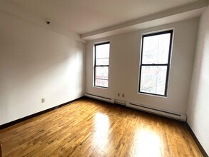 1409 Grand St in Hoboken, NJ - Building Photo - Building Photo