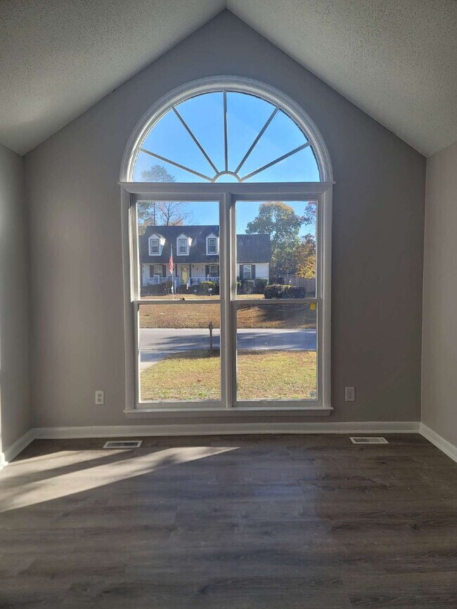 6732 Carnforth Ct in Fayetteville, NC - Building Photo - Building Photo