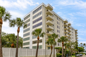 Norton Park Place in West Palm Beach, FL - Building Photo - Building Photo