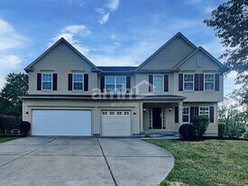 5955 Furlong Way in Liberty Township, OH - Building Photo