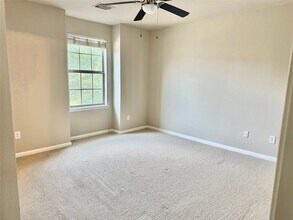 13107 Lawsons Creek Ln in Houston, TX - Building Photo - Building Photo