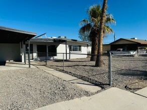 1845 Riviera Blvd in Bullhead City, AZ - Building Photo - Building Photo