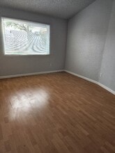 3033 W Irma Ln in Phoenix, AZ - Building Photo - Building Photo