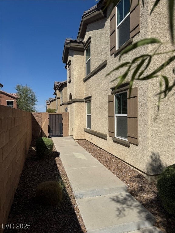 1055 Admiral Emblem St in Henderson, NV - Building Photo - Building Photo