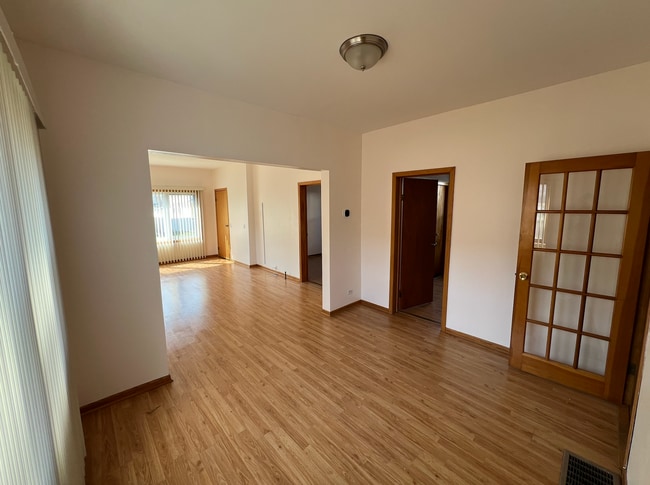 4447 N Melvina Ave, Unit 1 in Chicago, IL - Foto de edificio - Building Photo