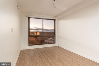 1630 Columbia Rd NW, Unit 908 in Washington, DC - Building Photo - Building Photo