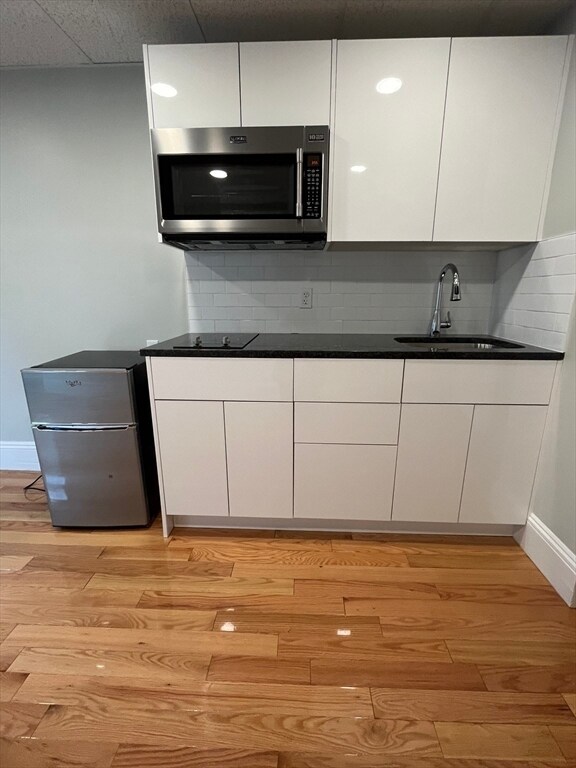 301 Newbury St, Unit 13 in Boston, MA - Building Photo - Building Photo
