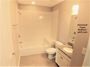 13651 Julias Way in Ft. Myers, FL - Building Photo - Building Photo