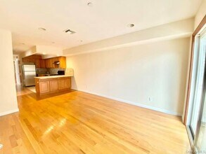 40-33 191st St in Queens, NY - Building Photo - Building Photo