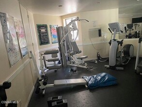 5340 Yarmouth Ave in Los Angeles, CA - Building Photo - Building Photo