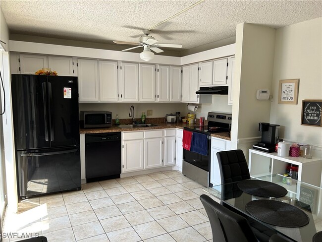 property at 5201 Cedarbend Dr