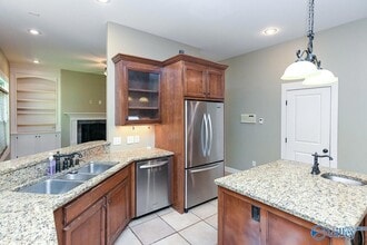 305 Walden Glen Ct, Unit 2B in Madison, AL - Building Photo - Building Photo