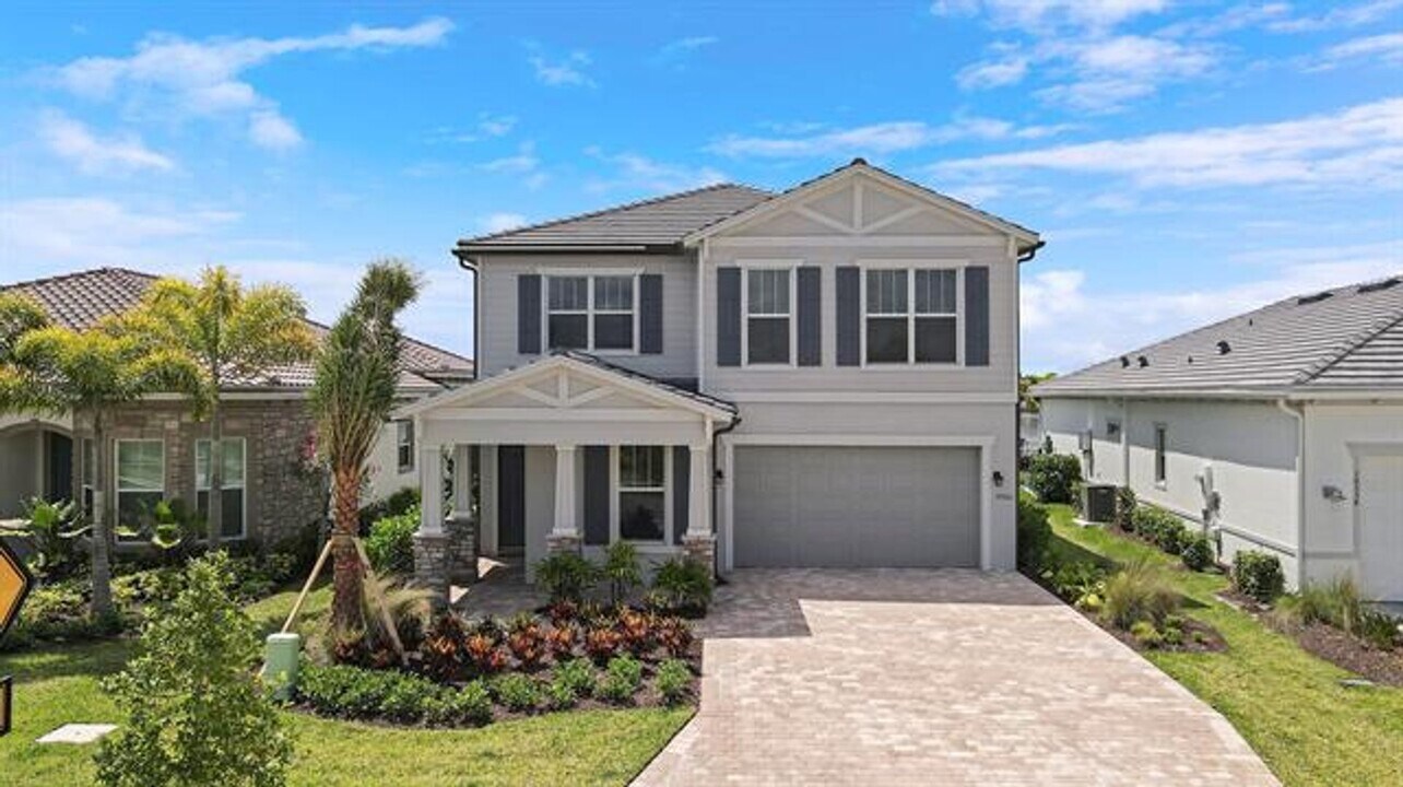 10362 Northbrook Cir in Palm Beach Gardens, FL - Building Photo