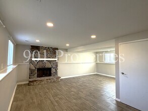 6835 Autumnhill Ln in Memphis, TN - Building Photo - Building Photo