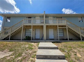 2500 E Modern Ct in Hernando, FL - Building Photo