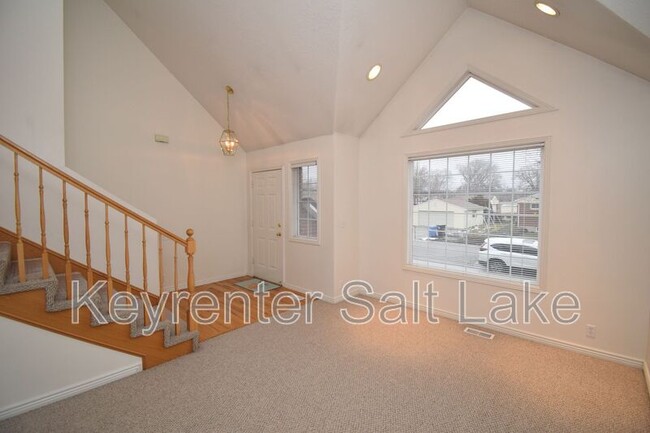 4524 S 950 E St in Salt Lake City, UT - Building Photo - Building Photo