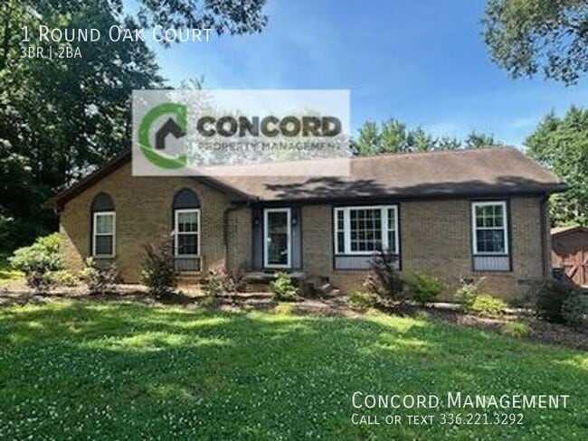 property at 1 Round Oak Ct