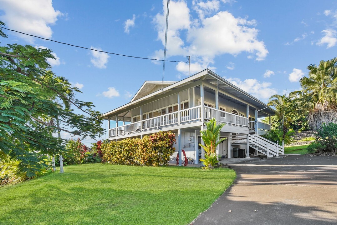 75-367-367 Nani Kailua Dr in Kailua Kona, HI - Building Photo