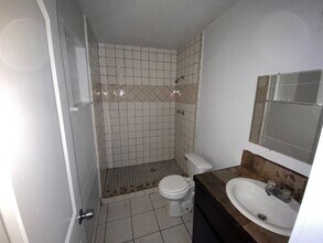 910 Athol St in San Juan, TX - Building Photo - Building Photo