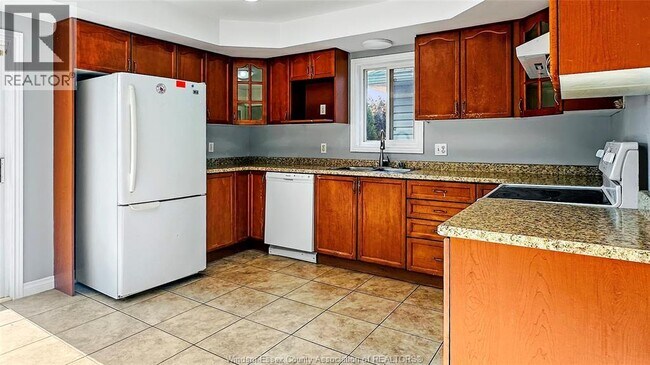 4663 Helsinki Crescent in Windsor, ON - Building Photo - Building Photo