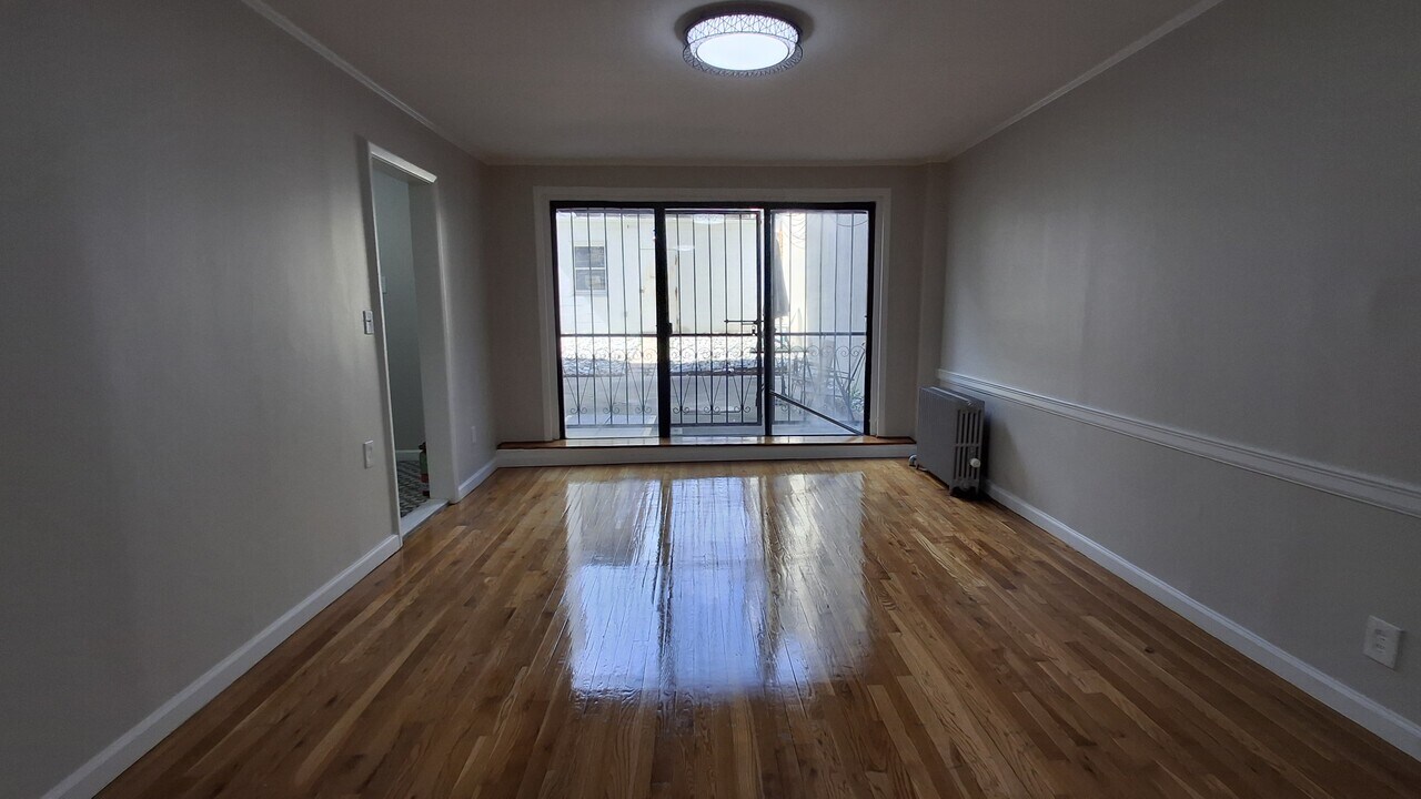 330 Hudson St, Unit 1 in Hoboken, NJ - Foto de edificio