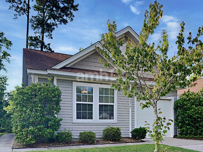 property at 8878 Arbor Glen Dr