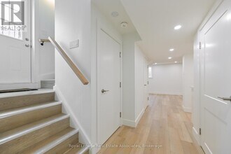 8 McNally St in Halton Hills, ON - Building Photo - Building Photo