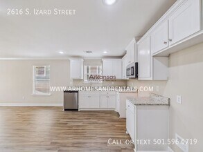 2616 S Izard St in Little Rock, AR - Building Photo - Building Photo