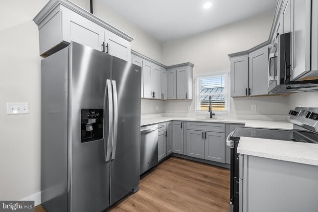 320 W King St, Unit 3 in East Berlin, PA - Building Photo - Building Photo