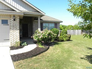 202 Ashbrook Cir in Harvest, AL - Building Photo - Building Photo