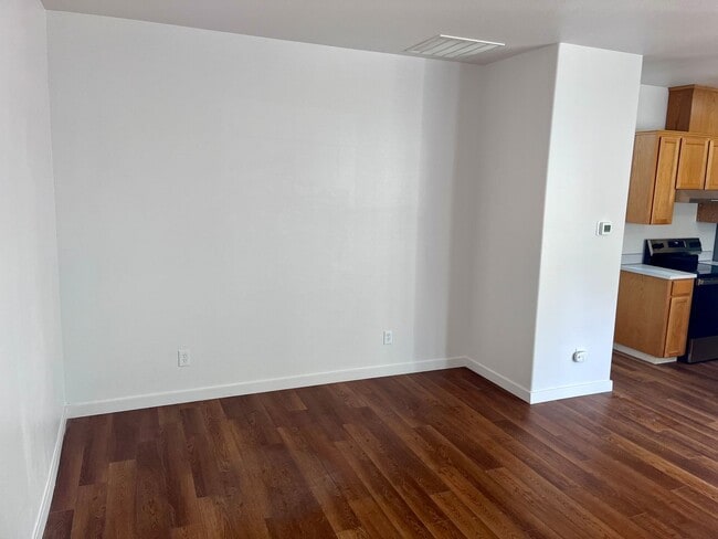 2030 Filbert St in Forest Grove, OR - Building Photo - Building Photo