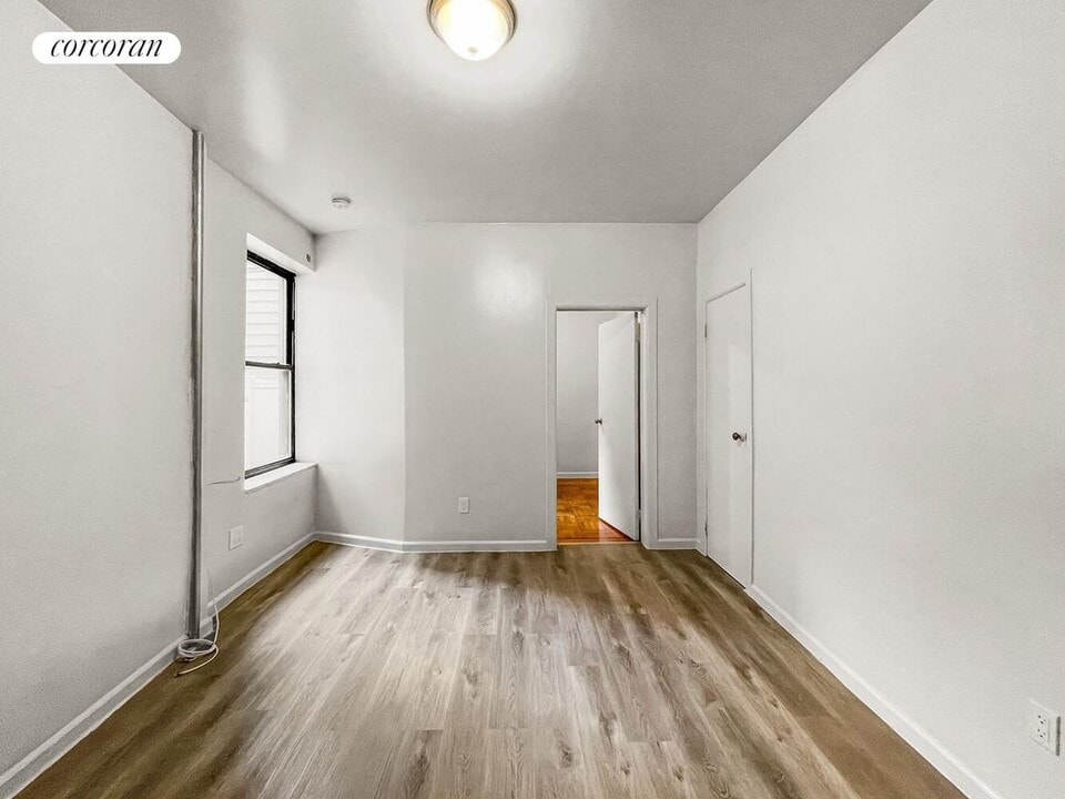 45 Bay 28th St in Brooklyn, NY - Building Photo