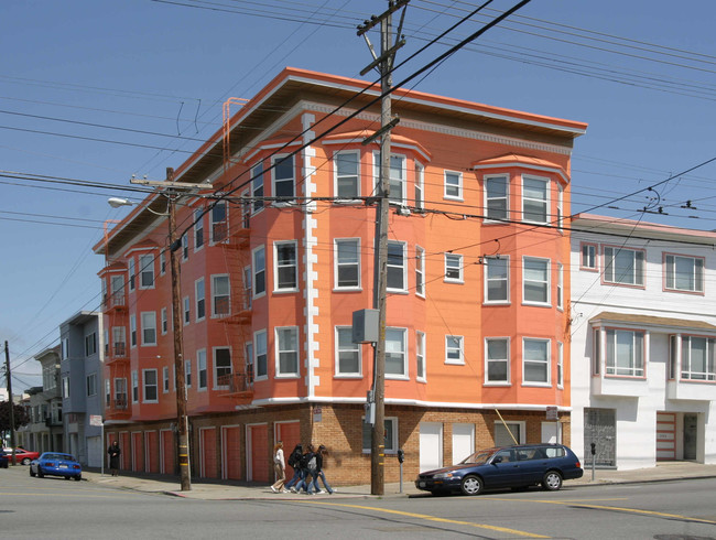 690 34th Ave in San Francisco, CA - Foto de edificio - Building Photo