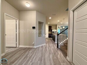 2046 Rhesus Vw in San Antonio, TX - Building Photo - Building Photo