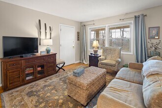 15 Wildwood Ave-Unit -Apt #3 in Asheville, NC - Foto de edificio - Building Photo