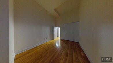 1 Astor Pl in New York, NY - Building Photo - Building Photo